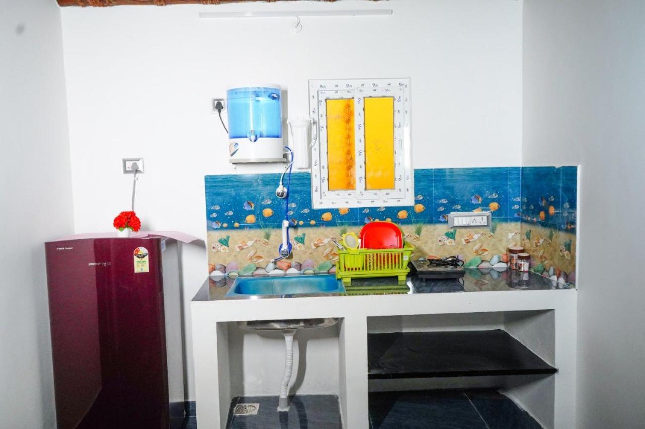 Serenity Bay Home Stay Puducherry Eksteriør billede