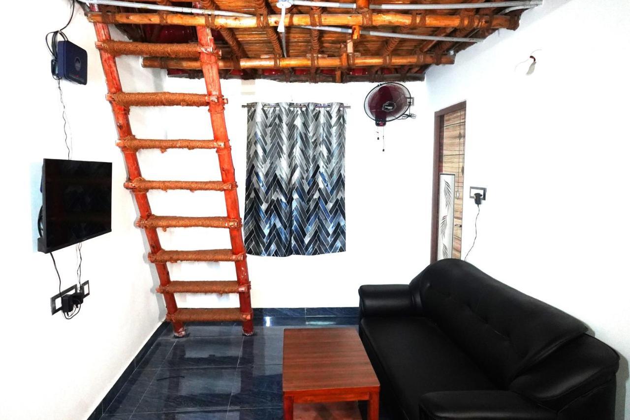 Serenity Bay Home Stay Puducherry Eksteriør billede